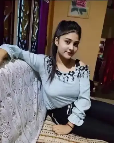Call Girls Service in Chinsurah Magra